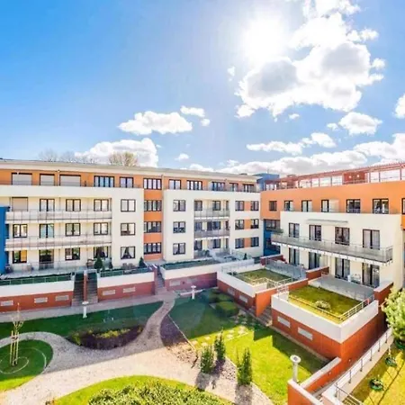 Unique Beige & Gold Apartments Kolobrzeg Exterior photo
