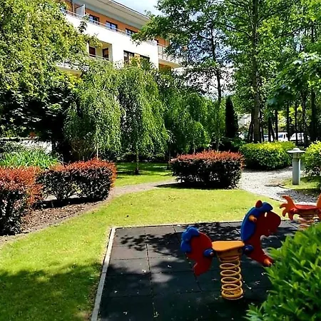 Unique Beige & Gold Apartments Kolobrzeg Exterior photo