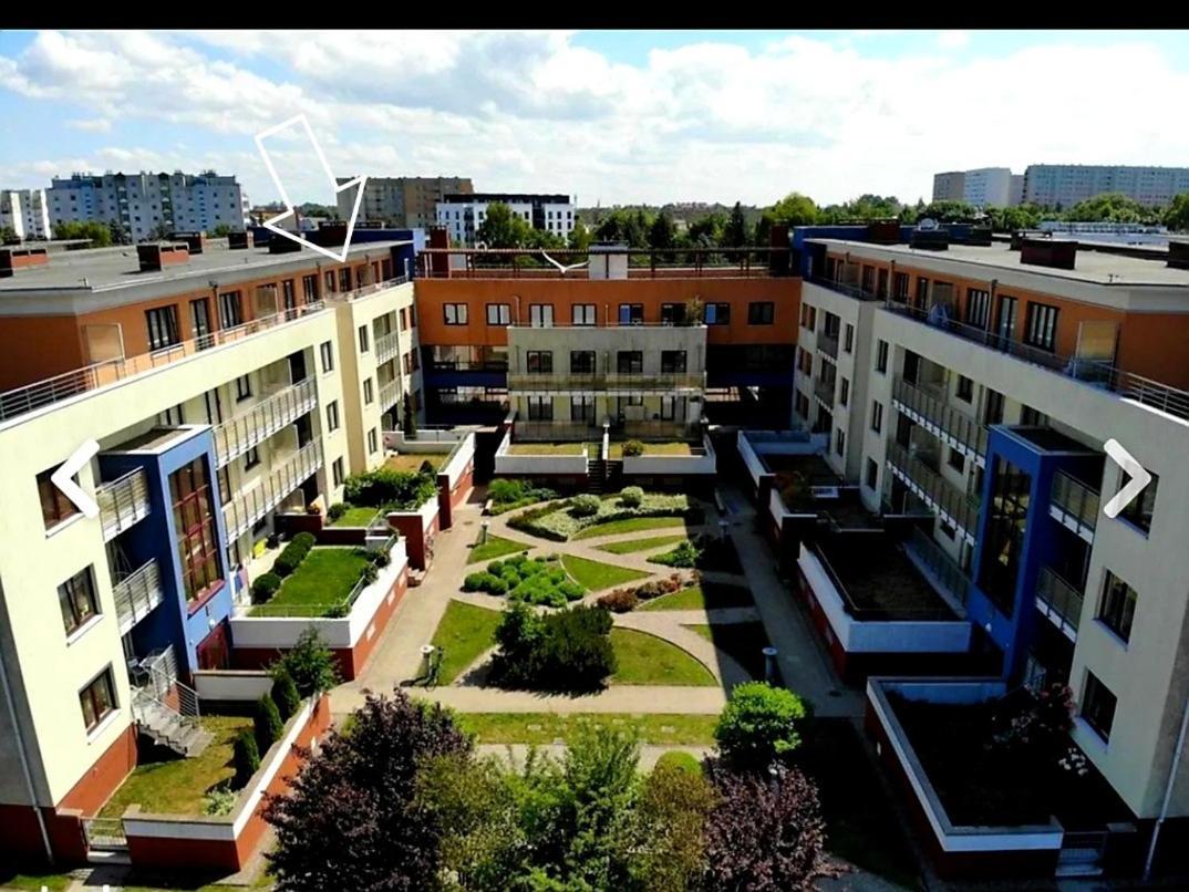 Unique Beige & Gold Apartment Kolobrzeg